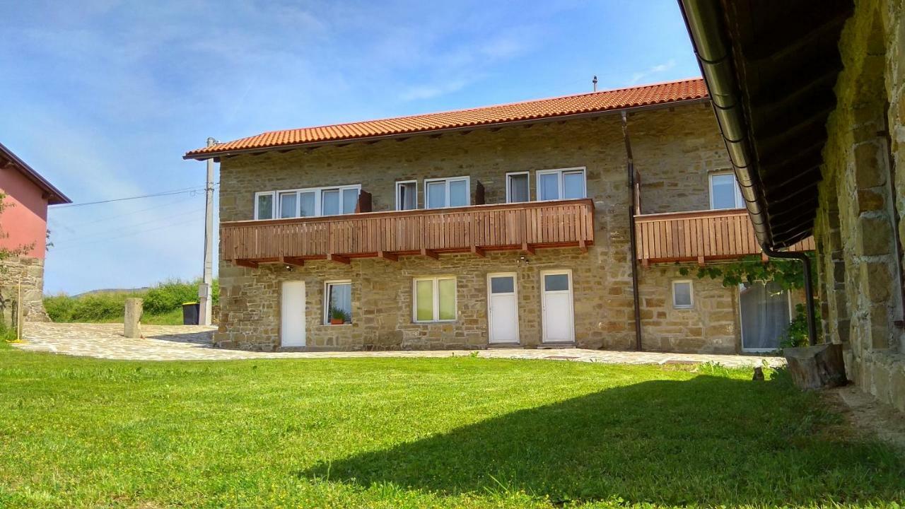 Apartmaji Suhorje المظهر الخارجي الصورة